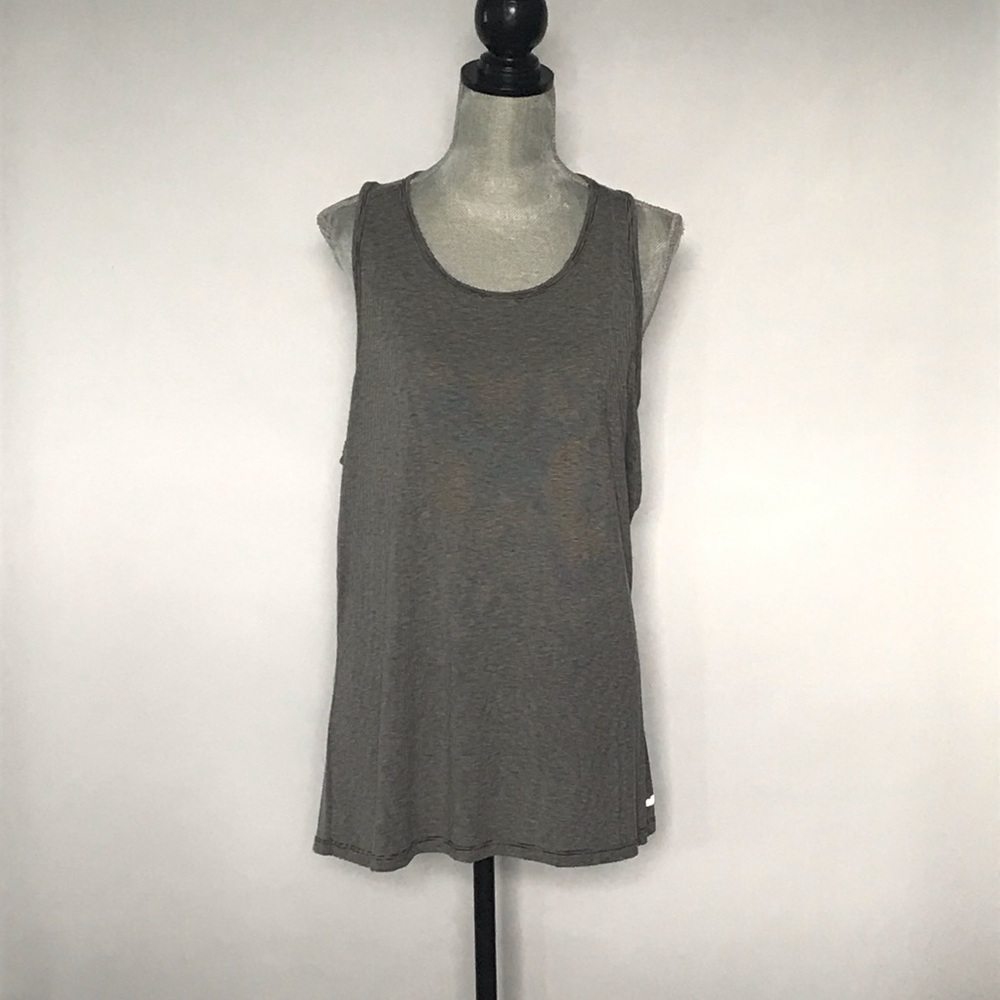 BUNDLE Two Athletic Avia Sport Tank SZ XL
